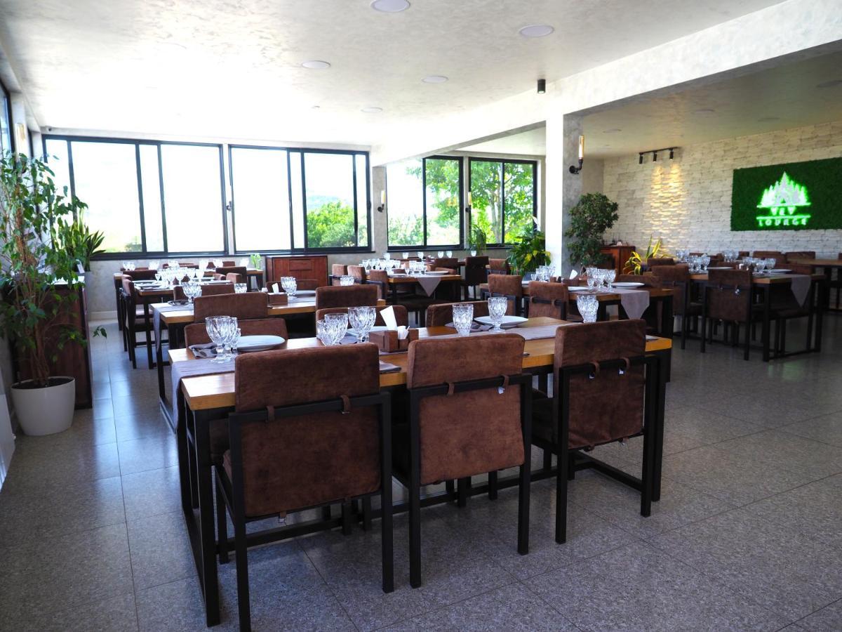 Gyulagarak V&V Hotel מראה חיצוני תמונה